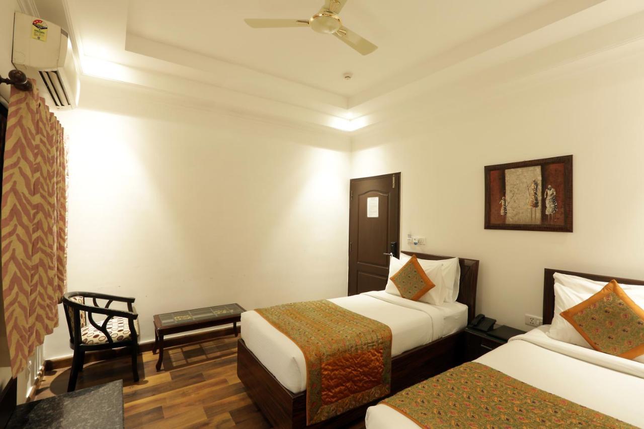 Airport Hotel Le Seasons Nueva Delhi Exterior foto